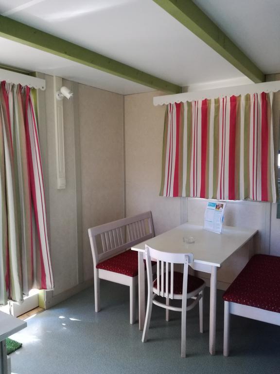 Parque De Campismo Orbitur Foz De Arelho. Hotel ฟอซโดอาเรโย ภายนอก รูปภาพ